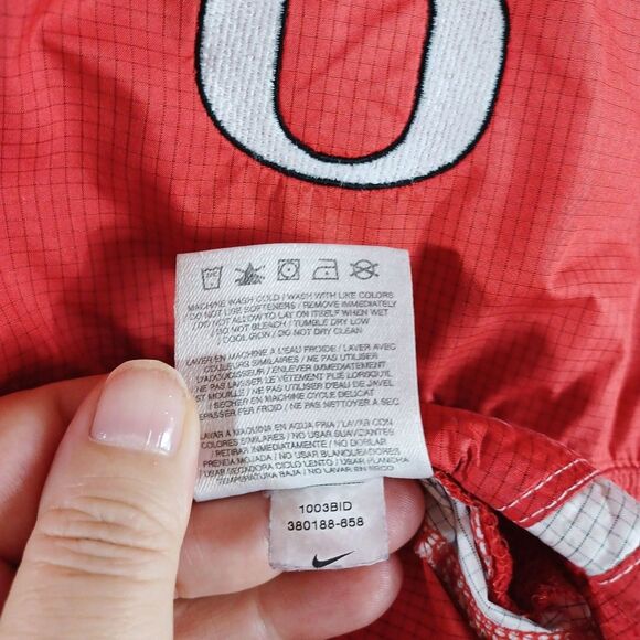 Nike Oregon Ducks XXL Storm Fit Red Windbreaker 1/4 Zip Pullover Jacket Athletic - Picture 11 of 11